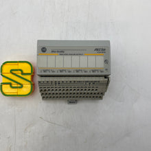 Load image into Gallery viewer, Allen-Bradley 1794-0F4I Flex I/O Isolated Analog Output Module (Used)