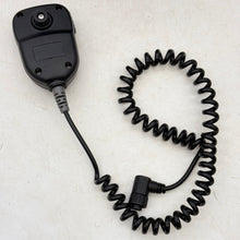 Load image into Gallery viewer, Standard Horizon GX5500S Quantum VHF Radio w/ Hand Mic, Mount Brkt (Used)