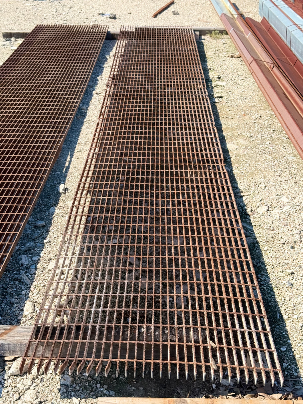 Grating 36