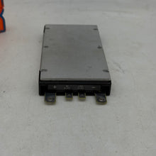 Load image into Gallery viewer, Vicor VI-LW3-EV Mega Module DC-DC Converter, In: 24V 200W Out: 24V 150W (Used)