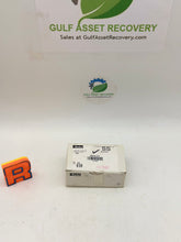 Load image into Gallery viewer, Parker 8RU4-316 A-LOK Straight Union, 1/2" Tube x 1/4" Tube, *Box of (10)* (New)