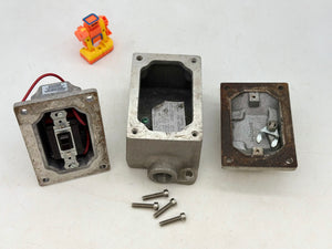 Eaton Crouse-Hinds EDS2129 Haz. Loc. 2-Pole Snap Switch w/ EDS271-SA Body (Used)