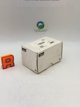 Load image into Gallery viewer, Parker 8MSEL8N-316 A-LOK 1/2&quot; Male Elbow, *Box of (15)* (New)