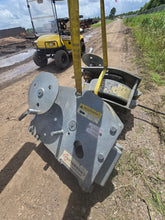 Load image into Gallery viewer, Patterson Handwheel Barge Connector Winch (Used)