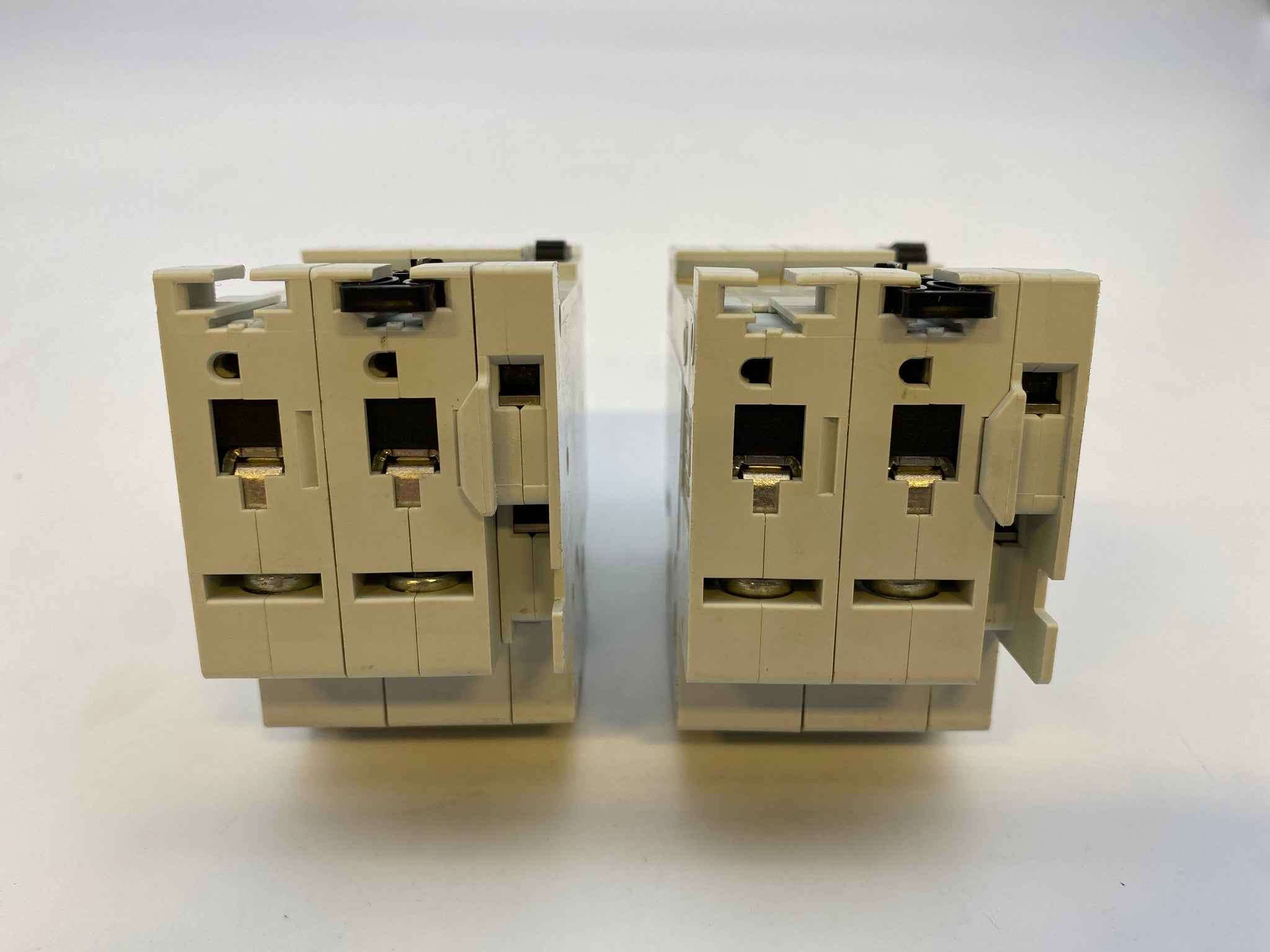 Moeller X-Pole ZPA40/2 Circuit Breaker w/ ZP-IHK Auxiliary Contact 