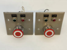 Load image into Gallery viewer, Cutler-Hammer 10250T/91000T Push/Pull Button Assembly *Lot of (2)* (Used)