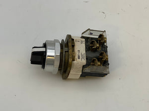 Allen-Bradley 800T-J2 30mm 3-Pos Selector Switch w/ 800T-XA Contactor (Used)
