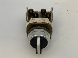 Allen-Bradley 800T-J2 30mm 3-Pos Selector Switch w/ 800T-XA Contactor (Used)