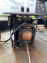 Load image into Gallery viewer, Hydraulic Mooring Winch (Used)
