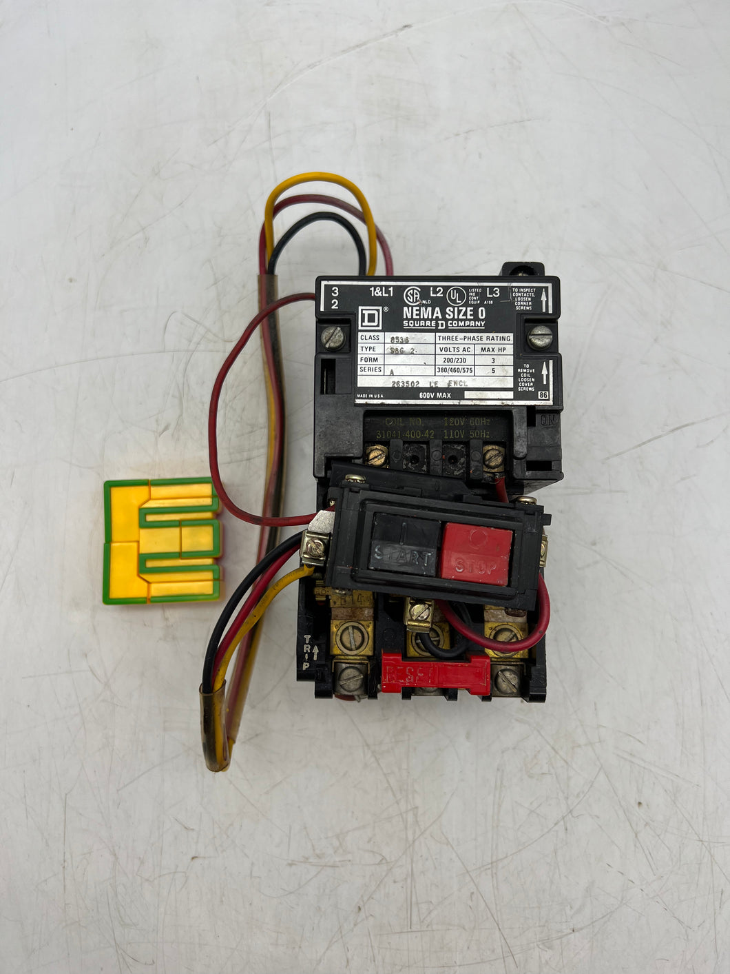 Square D 8536SBG2V02A Size 0 Starter w/ Start-Stop PB, 120V Coil (Used)