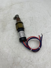 Load image into Gallery viewer, Barksdale 96210-BB3-S0379 Compact Pressure Switch (Used)