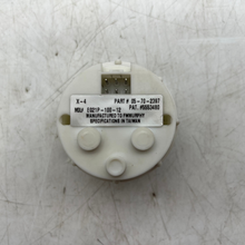 Load image into Gallery viewer, Murphy 05-70-2397 EG21P-100-12 Electric Pressure Gage, 0-100 PSI (Used)