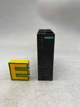 Load image into Gallery viewer, Siemens 6ES7153-2BA02-0XB0 ET200M/Link IM153-2 Interface Module (Used)
