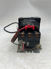 Load image into Gallery viewer, Square D 8536SDG1V03CS Size 2 Starter w/ 220/240V Coil, H-O-A Switch (Used)