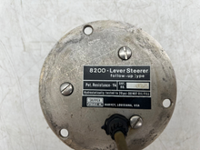 Load image into Gallery viewer, Skipper Hydraulics 8200 Lever Steerer, Follow-Up Type, 1K Pot Resistance (Used)