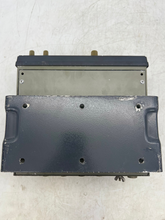 Load image into Gallery viewer, Furuno FM-8500 VHF Radiotelephone w/ Mounting Bracket (Works-For Parts)