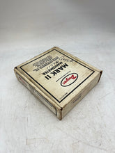 Load image into Gallery viewer, Dwyer Instruments Mark II 25 Analog Manometer Kit, 0-3” WC (New)