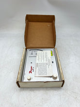 Load image into Gallery viewer, Dwyer Instruments Mark II 25 Analog Manometer Kit, 0-3” WC (New)