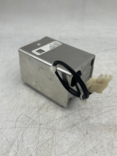 Load image into Gallery viewer, Honeywell VU844A1045 Mix/Divert Valve Actuator (Used)