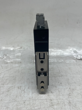 Load image into Gallery viewer, WAGO 852-1111 5-Port 10/100/1000 Industrial Switch (Used)