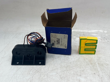 Load image into Gallery viewer, Carrier Transicold 10-00439-01 Scroll Transformer (New)