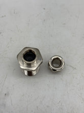 Load image into Gallery viewer, Eaton Capri ADE1N0501NPN Nickel Plated Brass Cable Gland, 1/2&quot; NPT (No Box)