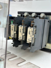 Load image into Gallery viewer, Siemens 3KL7122-3AA00 Disconnect Switch w/ Fuse Links, Bracket, Cover (Used)