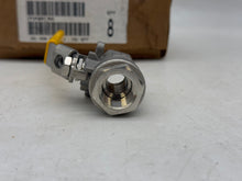 Load image into Gallery viewer, Parker XVP502SS 1/2&quot; Female NPT SS Ball Valve *Box of (7)* (Open Box)
