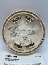 Load image into Gallery viewer, Siemens Cerberus Pyrotronics DB-3S Detector Base *Lot of (5)* (No Box)