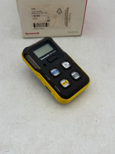 Load image into Gallery viewer, Honeywell CPD-W7X1H1M1-Y-00 BW Flex4 Portable 4-Gas Detector (Used)