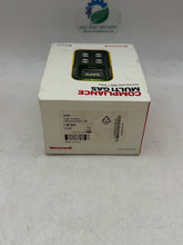 Load image into Gallery viewer, Honeywell CPD-W7X1H1M1-Y-00 BW Flex4 Portable 4-Gas Detector (Used)