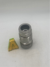 Load image into Gallery viewer, Eaton Crouse-Hinds TMC4140 1-1/4&quot; Aluminum Cord Grip (Used)