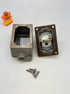 Eaton Crouse-Hinds DSD923 Ex. Proof Front Op. Select Switch w/ Body (Used)