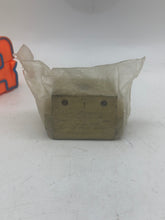 Load image into Gallery viewer, Circle Seal 459B-2PPP Brass Shuttle Valve, 1/4&quot; NPTF, 3000 PSI (No Box)