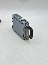 Load image into Gallery viewer, AirPax AP1-1-71-502 Hydraulic Magnetic Circuit Breaker, 5A 240VAC/400VDC (Used)