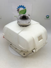 Load image into Gallery viewer, Furuno RSB-0072-060 Marine Radar Base w/ RTR-060 12kW Transceiver (Used)