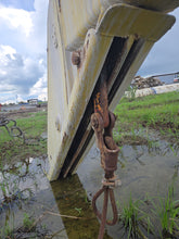Load image into Gallery viewer, EBI Elevating Boats Inc 26 Ton Davit Crane (Used)