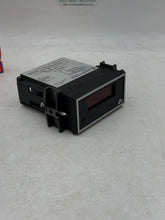 Load image into Gallery viewer, Red Lion Controls APLVD400 APLVD DC Volt Meter w/ Mount Clips (Used)