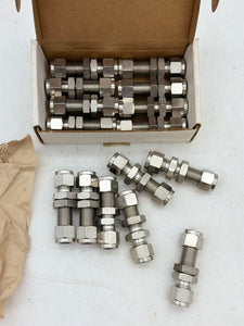 Parker 6BC6-316 A-LOK 3/8” Bulkhead Union, 316SS, *Box of (15)* (Open Box)