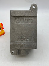 Load image into Gallery viewer, Eaton Crouse-Hinds DSD923 Ex. Proof Front Op. Select Switch w/ Body (Used)