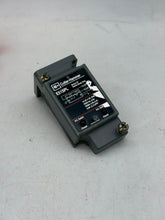 Load image into Gallery viewer, Eaton Cutler-Hammer E51SPL Inductive Proximity Sensor Switch Body (No Box)
