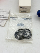 Load image into Gallery viewer, Allen-Bradley 100039 800H-QRH2B 30mm Pilot Light, Blue, 800H PB (New)