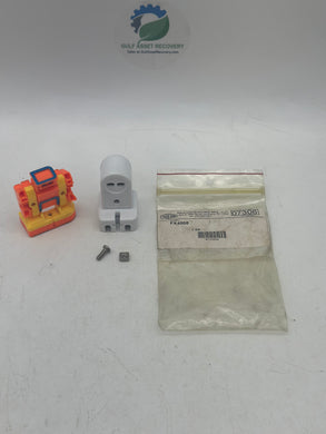 Eaton Crouse-Hinds Pauluhn FX4008 Lamp Holder, Stationary *Lot of (2)* (New)