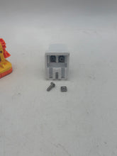 Load image into Gallery viewer, Eaton Crouse-Hinds Pauluhn FX4008 Lamp Holder, Stationary *Lot of (2)* (New)