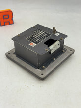 Load image into Gallery viewer, Furuno VR-3016 VDR Remote Alarm Panel (Used)