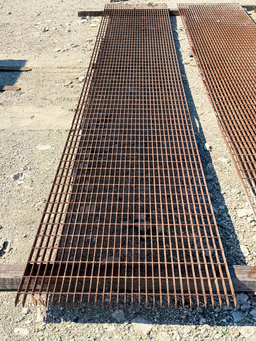 Grating 36” x 20’ x 1-1/4