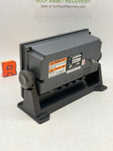 Load image into Gallery viewer, Furuno GP-150 GPS Navigator Display Unit w/ Mounting Bracket (Used)
