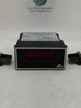 Load image into Gallery viewer, Red Lion Controls APLVD400 APLVD DC Volt Meter w/ Mount Clips (Used)