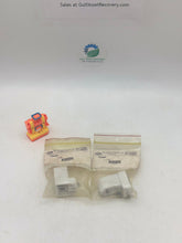 Load image into Gallery viewer, Eaton Crouse-Hinds Pauluhn FX4008 Lamp Holder, Stationary *Lot of (2)* (New)