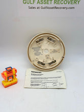 Load image into Gallery viewer, Siemens Cerberus Pyrotronics DB-3S Detector Base *Lot of (5)* (No Box)